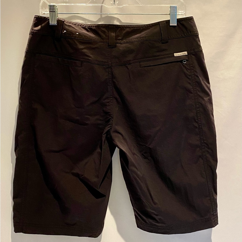 Royal Robbins Black Discovery Bermuda Shorts, size 8 - Picture 2 of 7